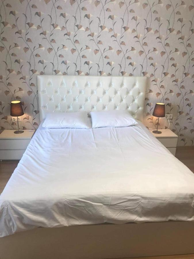 Apartment Sea Tower Khimshiashvili 15 Батуми Екстериор снимка
